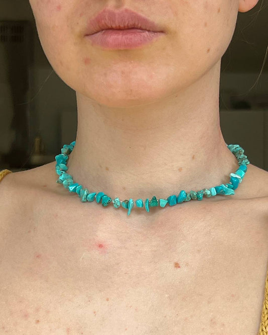".V." necklace