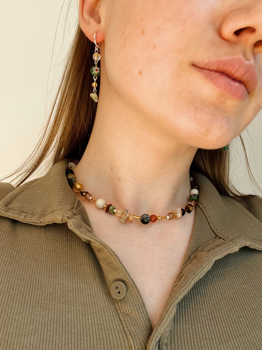Messy London girl stack